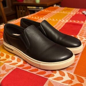 Birkenstock | Oswego Slip On Black Leather Loafers Sneakers 41 Narrow
